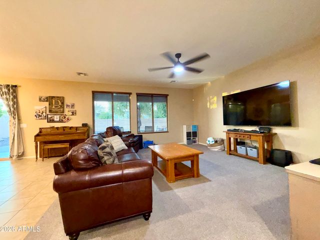 3230 E ROCHELLE Street, Mesa, AZ 85213