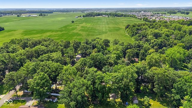 1336 S Heron Drive E, New Palestine, IN 46163
