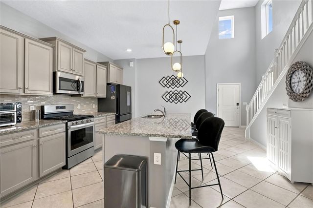 7400 OAKMOSS LOOP, Davenport, FL 33837