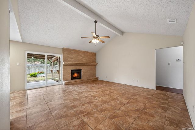 190 High Oak, Universal City, TX 78148