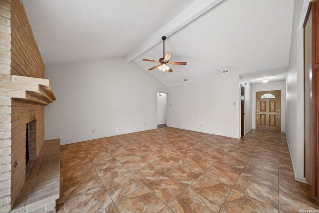 190 High Oak, Universal City, TX 78148