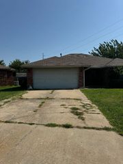 2309 HELM Court, Norman, OK 73071
