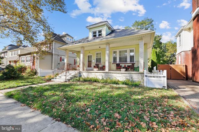 21 HILLCREST AVE, Collingswood, NJ 08108