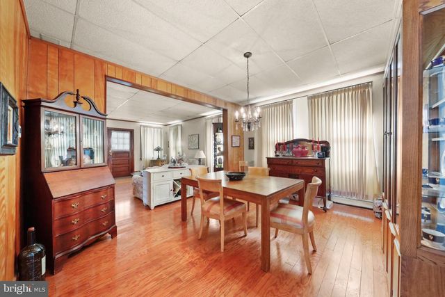 21 HILLCREST AVE, Collingswood, NJ 08108