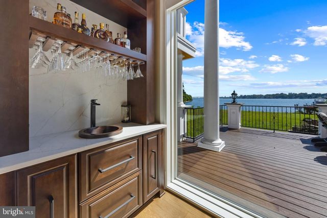 125 S WINCHESTER RD, Annapolis, MD 21409