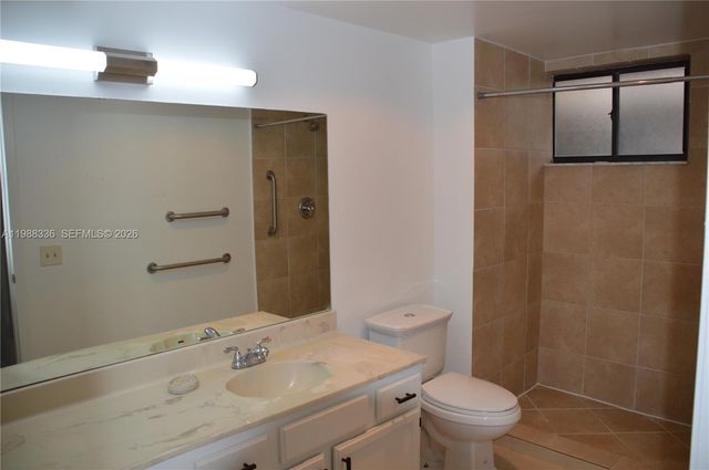 461 Ives Dairy Rd 404-2, Miami, FL 33179