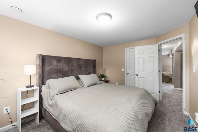 4716 W Antelope Dr Drive, Sioux Falls, SD 57107