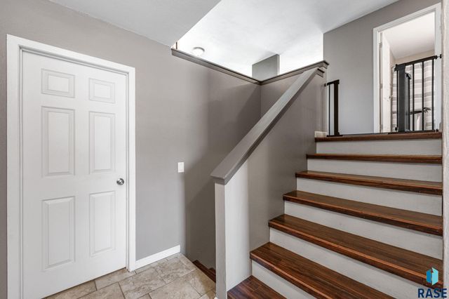 4716 W Antelope Dr Drive, Sioux Falls, SD 57107