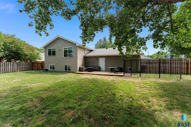 4716 W Antelope Dr Drive, Sioux Falls, SD 57107