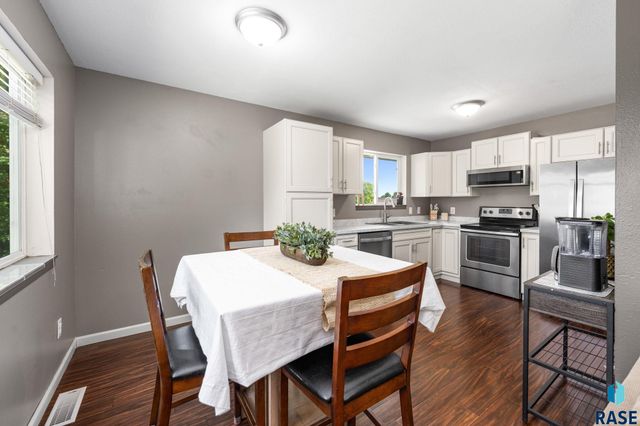 4716 W Antelope Dr Drive, Sioux Falls, SD 57107