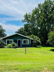 297 Vicki Dr Drive, Livingston, TX 77351