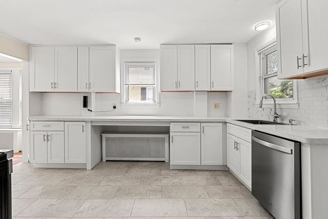 5 Morrill Place, Lynn, MA 01902