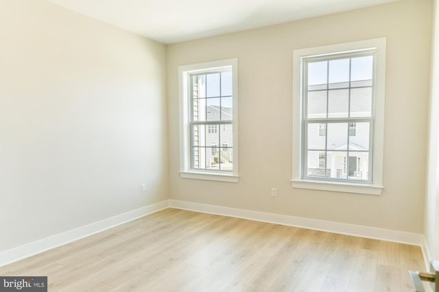 2402 AMERICAN PL, West Windsor, NJ 08550
