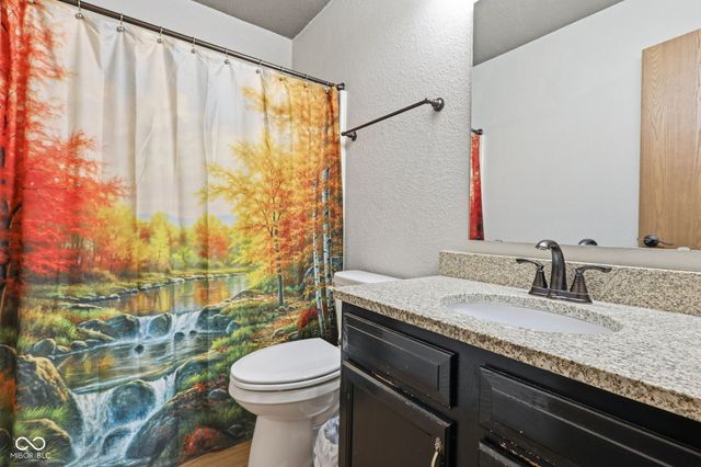 1217 Squirrel Ridge Road, Anderson, IN 46013