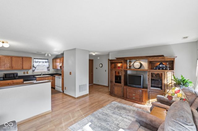 1217 Squirrel Ridge Road, Anderson, IN 46013