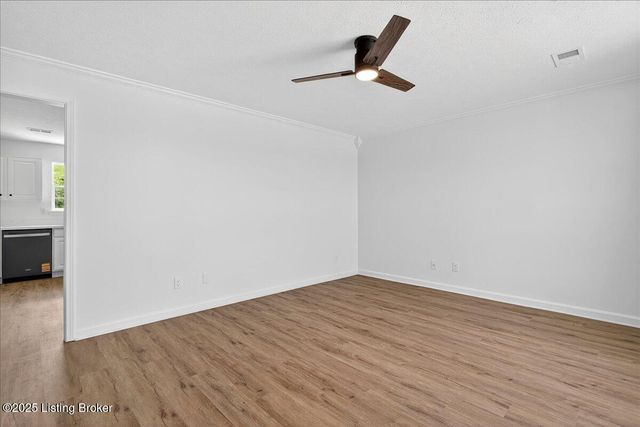 108 Derbyshire Ct, Radcliff, KY 40160