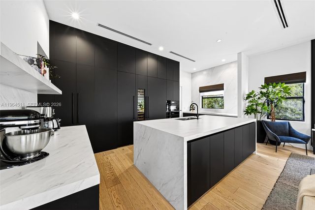 7500 SW 55th Ave, Miami, FL 33143