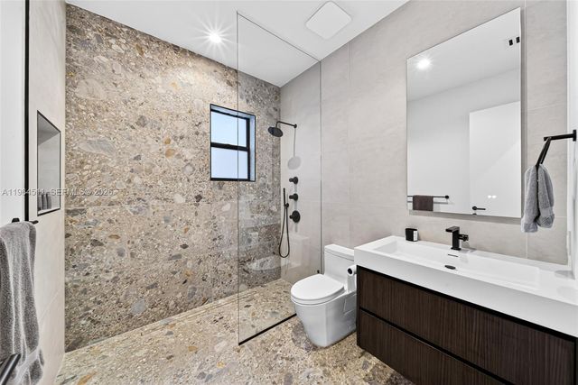 7500 SW 55th Ave, Miami, FL 33143