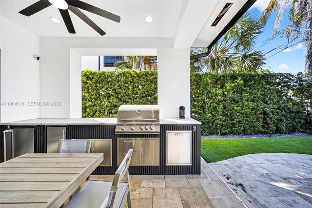 7500 SW 55th Ave, Miami, FL 33143