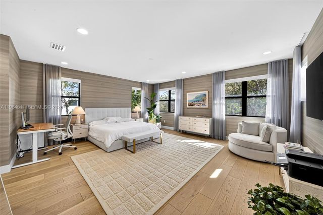 7500 SW 55th Ave, Miami, FL 33143