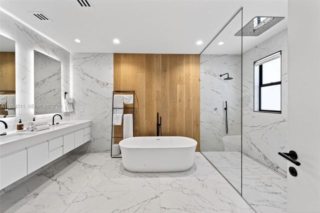 7500 SW 55th Ave, Miami, FL 33143