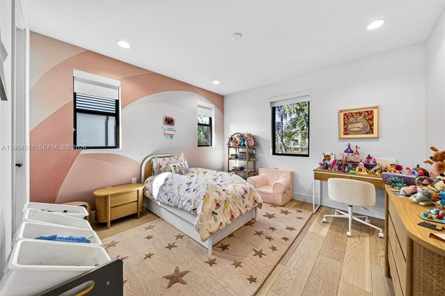 7500 SW 55th Ave, Miami, FL 33143