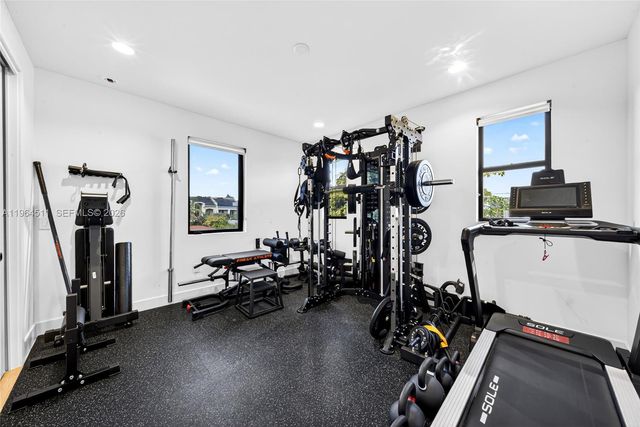 7500 SW 55th Ave, Miami, FL 33143