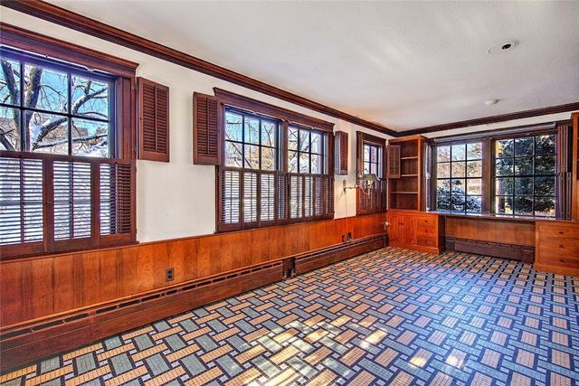 39 Harwich Road, Providence, RI 02906