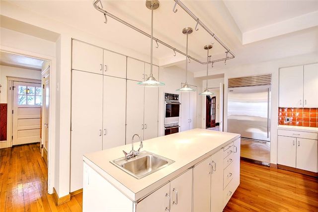 39 Harwich Road, Providence, RI 02906