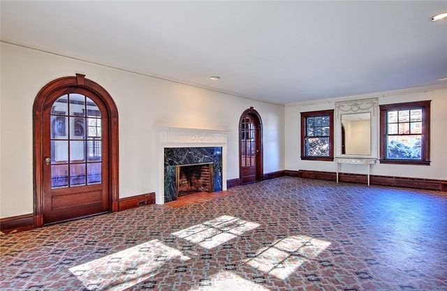 39 Harwich Road, Providence, RI 02906