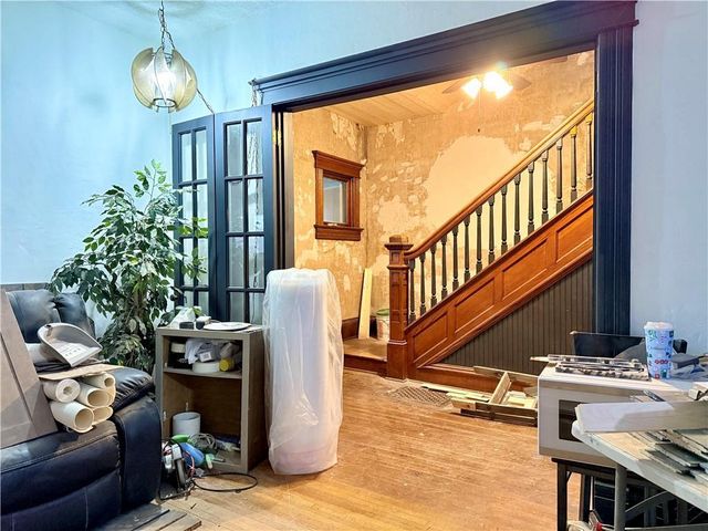 810 E La Salle Avenue, Barron, WI 54812