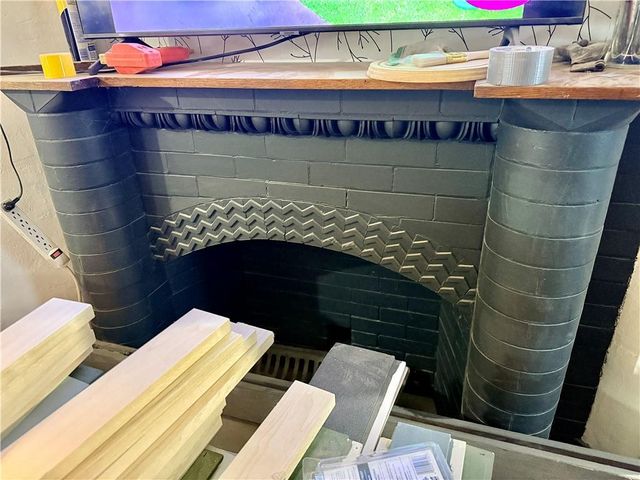 810 E La Salle Avenue, Barron, WI 54812