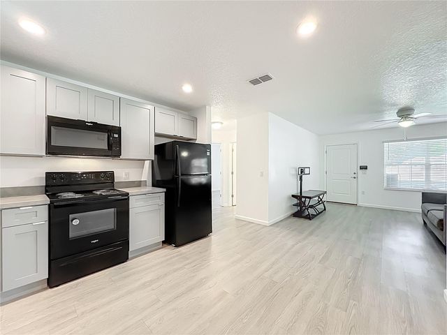 2305 S WESTMORELAND DRIVE, Orlando, FL 32805