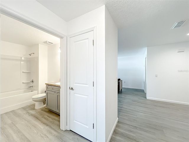 2305 S WESTMORELAND DRIVE, Orlando, FL 32805