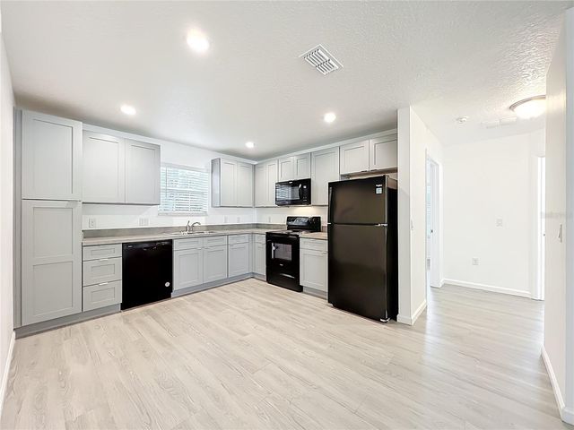 2305 S WESTMORELAND DRIVE, Orlando, FL 32805