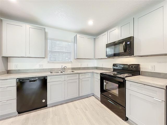 2305 S WESTMORELAND DRIVE, Orlando, FL 32805