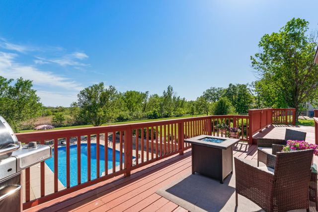 14755 98th Avenue, Dyer, IN 46311