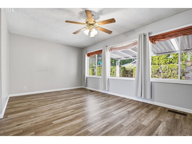 1535 Ne 128TH Ave, Portland, OR 97230