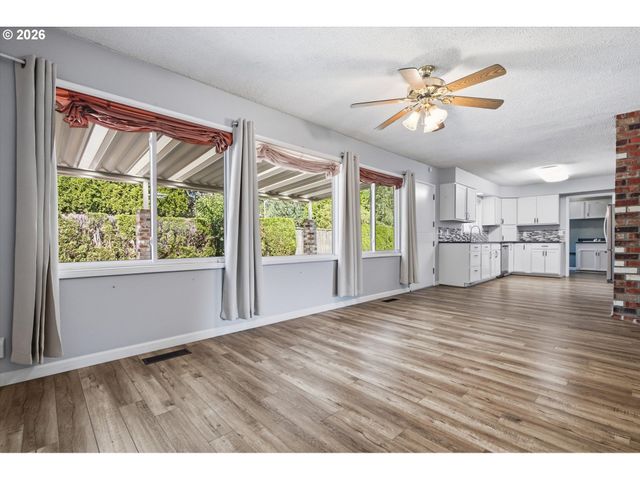 1535 Ne 128TH Ave, Portland, OR 97230