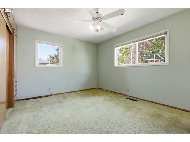 1535 Ne 128TH Ave, Portland, OR 97230