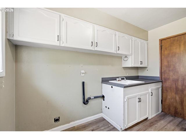 1535 Ne 128TH Ave, Portland, OR 97230