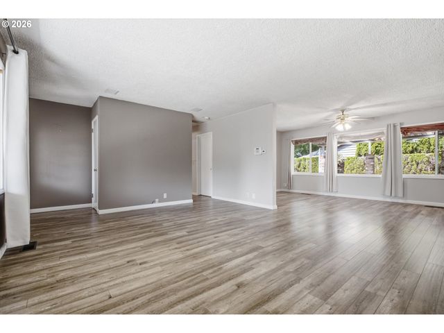 1535 Ne 128TH Ave, Portland, OR 97230