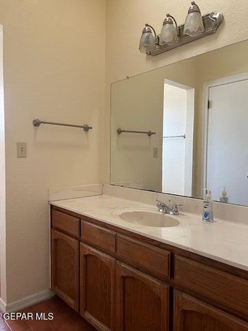 3217 AMARILLO Street, El Paso, TX 79936