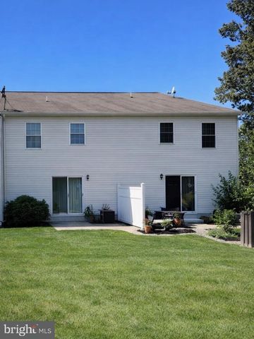 220 RED CEDAR LN, Marietta, PA 17547