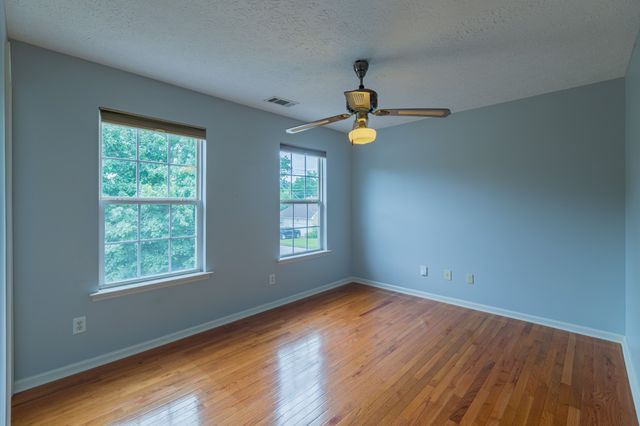 1313 Lady Ct, Nashville, TN 37214