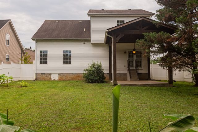 1313 Lady Ct, Nashville, TN 37214