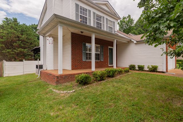 1313 Lady Ct, Nashville, TN 37214