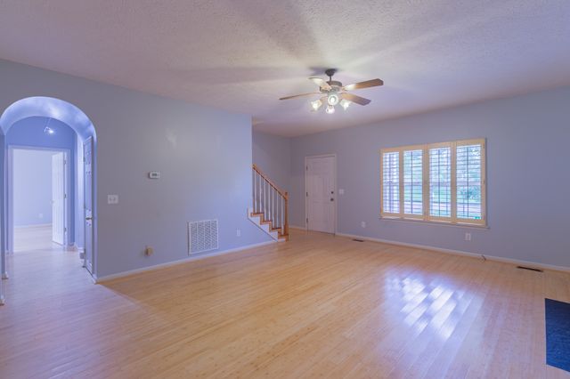 1313 Lady Ct, Nashville, TN 37214