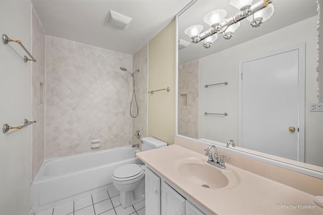 1485 Westbury Drive, Hoffman Estates, IL 60192