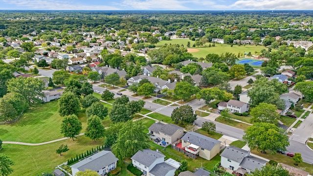 1485 Westbury Drive, Hoffman Estates, IL 60192